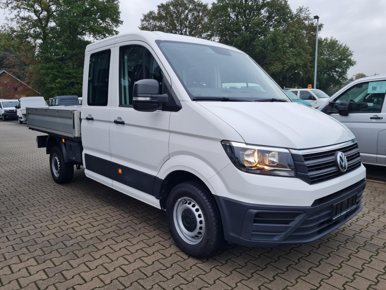 Volkswagen Crafter 35 Doka MR Pritsche AHK Klima 7 Sitzer - Open body delivery van, Combi van: picture 3 Volkswagen Crafter 35 Doka MR Pritsche AHK Klima 7 Sitzer - Open body delivery van, Combi van: picture 3