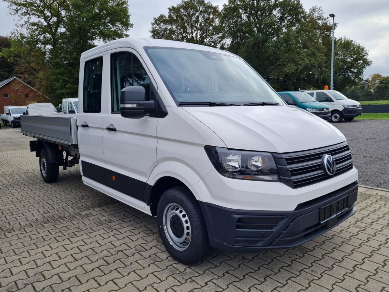 Volkswagen Crafter 35 Doka TDI Pritsche lang L4 KLIMA TEMPOMAT - Open body delivery van, Combi van: picture 3 Volkswagen Crafter 35 Doka TDI Pritsche lang L4 KLIMA TEMPOMAT - Open body delivery van, Combi van: picture 3