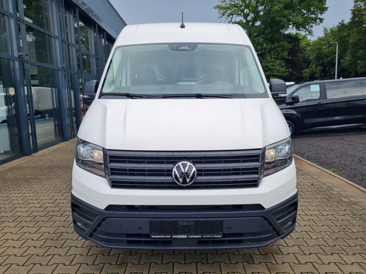 Volkswagen Crafter 35 Kasten TDI MR PDC WERKSTATTEINRICHTUNG - Panel van: picture 2 Volkswagen Crafter 35 Kasten TDI MR PDC WERKSTATTEINRICHTUNG - Panel van: picture 2