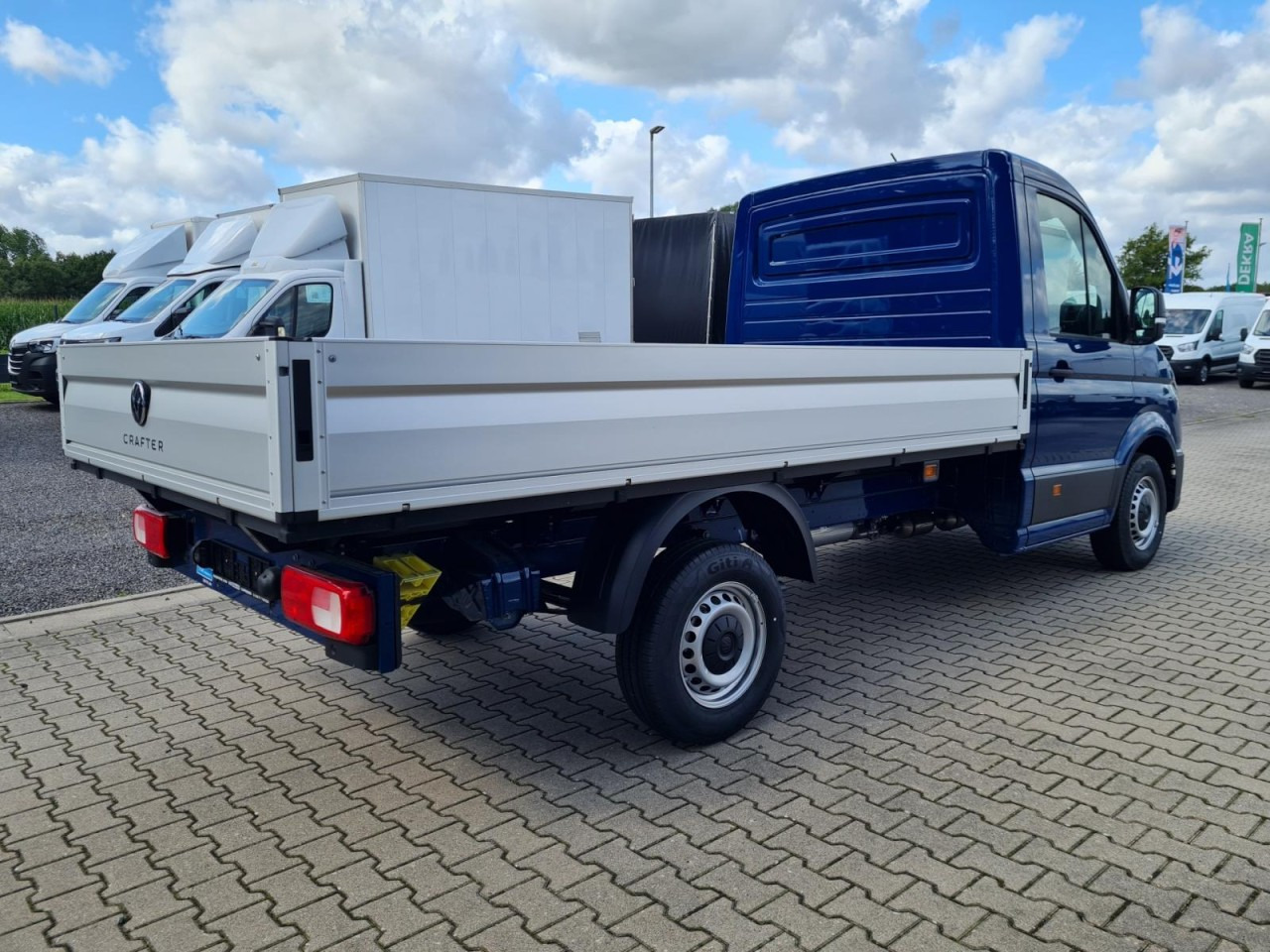 Volkswagen Crafter 35 Pritsche TDI L3 KLIMA TEMPOMAT 3 Sitzer - Open body delivery van: picture 4 Volkswagen Crafter 35 Pritsche TDI L3 KLIMA TEMPOMAT 3 Sitzer - Open body delivery van: picture 4