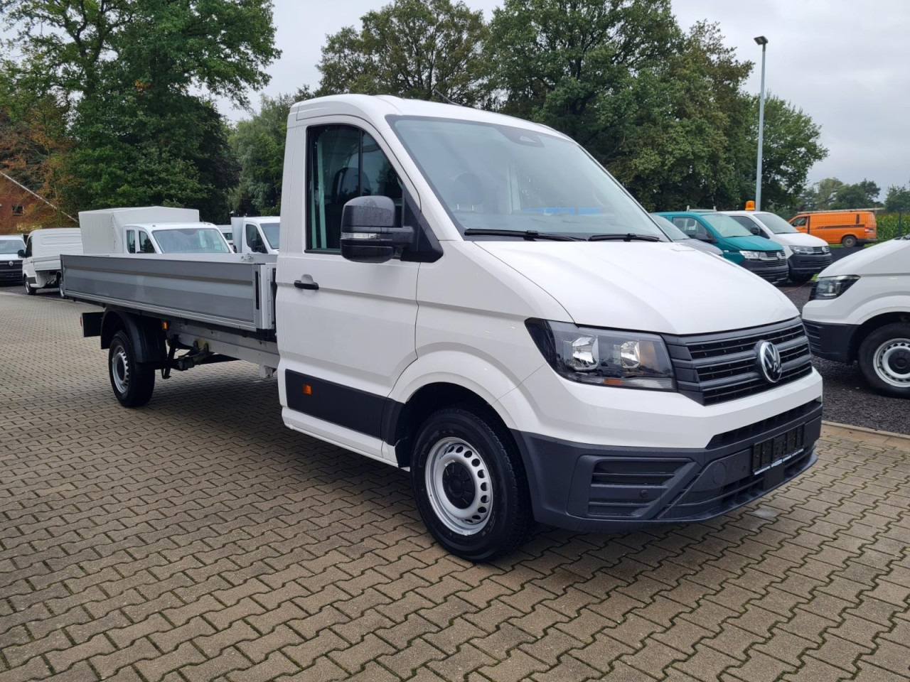 Volkswagen Crafter 35 Pritsche TDI Pritsche L4 KLIMA TEMPOMAT - Open body delivery van: picture 3 Volkswagen Crafter 35 Pritsche TDI Pritsche L4 KLIMA TEMPOMAT - Open body delivery van: picture 3