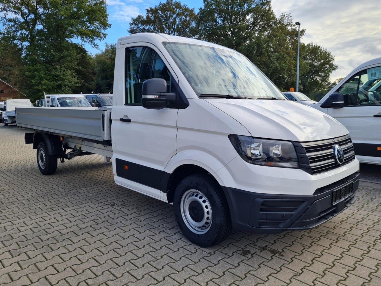 Volkswagen Crafter 35 Pritsche Tdi LR L4 KLIMA TEMPOMAT - Open body delivery van: picture 2 Volkswagen Crafter 35 Pritsche Tdi LR L4 KLIMA TEMPOMAT - Open body delivery van: picture 2