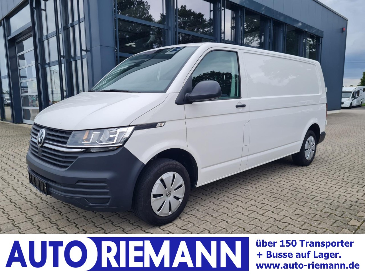 Volkswagen T6.1 Kasten TDi lang Flügeltüren KLIMA Verkleidungen - Small van: picture 1 Volkswagen T6.1 Kasten TDi lang Flügeltüren KLIMA Verkleidungen - Small van: picture 1