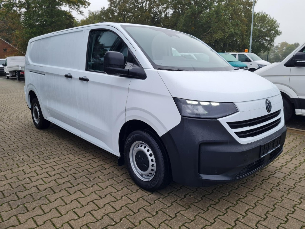 Volkswagen T7 Kasten TDI 4Motion LR L2H1 LED KAMERA TEMPOMAT - Small van: picture 3 Volkswagen T7 Kasten TDI 4Motion LR L2H1 LED KAMERA TEMPOMAT - Small van: picture 3