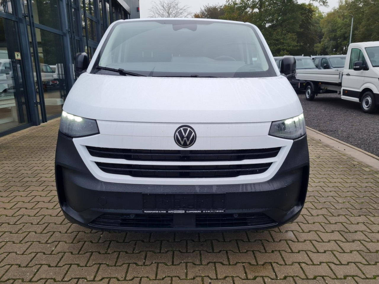 Volkswagen T7 Kasten TDI 4Motion LR L2H1 LED KAMERA TEMPOMAT - Small van: picture 2 Volkswagen T7 Kasten TDI 4Motion LR L2H1 LED KAMERA TEMPOMAT - Small van: picture 2