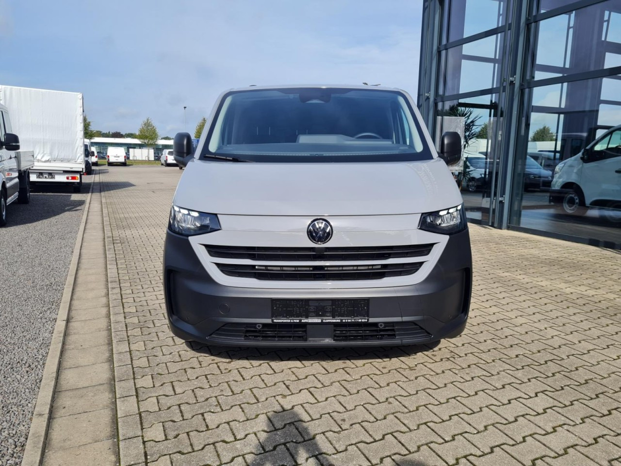 Volkswagen T7 Kasten TDi AG L2 AHK KLIMA KAMERA LED TEMPOMAT - Small van: picture 2 Volkswagen T7 Kasten TDi AG L2 AHK KLIMA KAMERA LED TEMPOMAT - Small van: picture 2