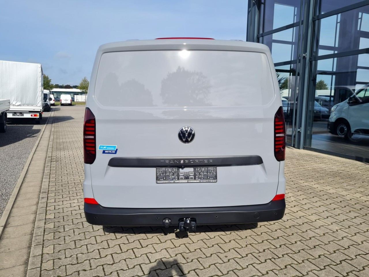 Volkswagen T7 Kasten TDi AG L2 AHK KLIMA KAMERA LED TEMPOMAT - Small van: picture 5 Volkswagen T7 Kasten TDi AG L2 AHK KLIMA KAMERA LED TEMPOMAT - Small van: picture 5