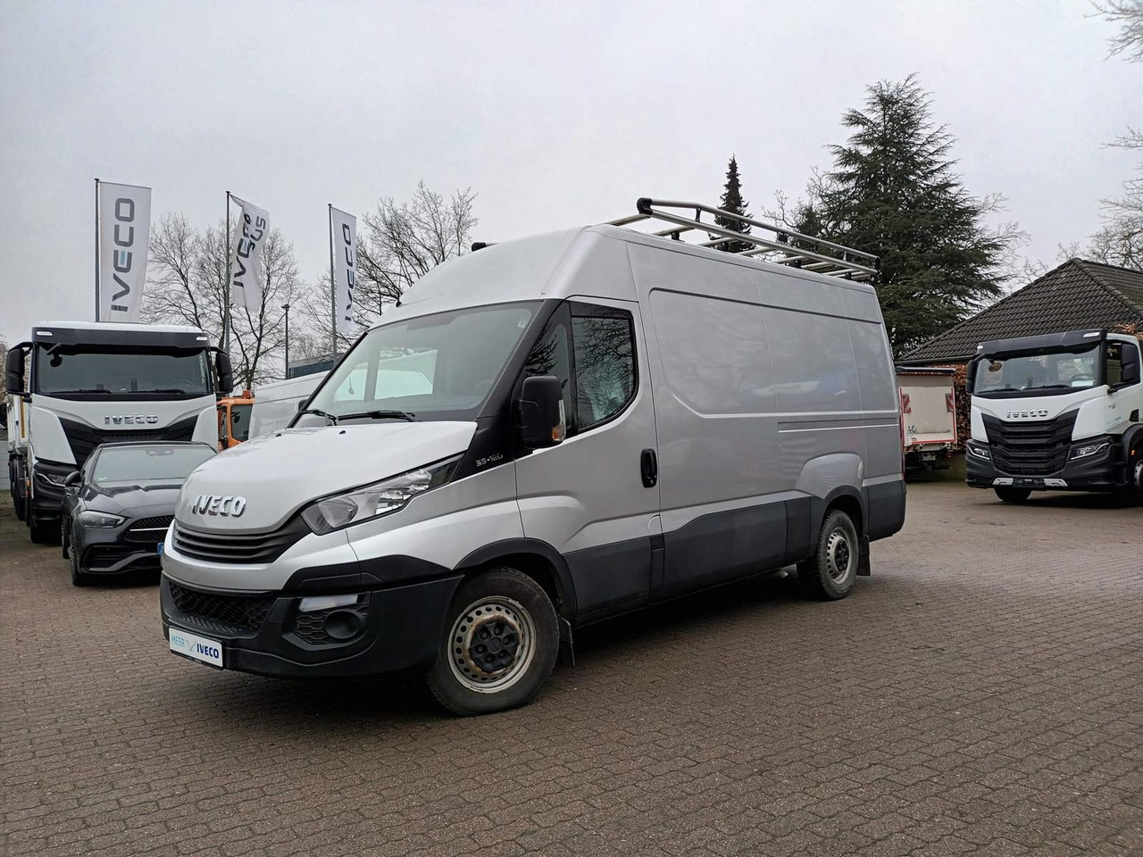 Iveco Daily 35S12V 3520L AHK Dachträger 85 kW (116 ... - Panel van: picture 1 Iveco Daily 35S12V 3520L AHK Dachträger 85 kW (116 ... - Panel van: picture 1