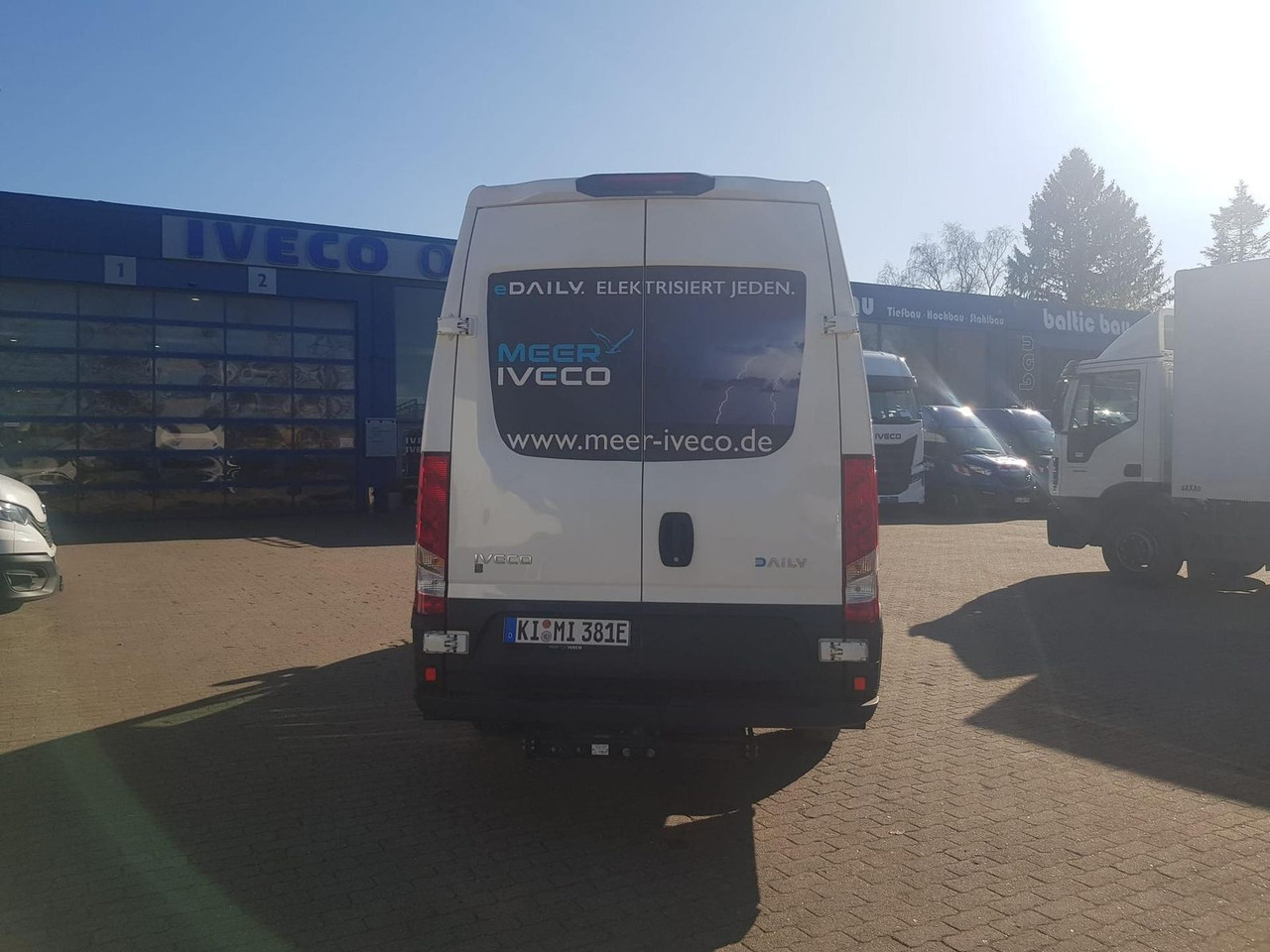 Iveco Daily 38S14E V Rückfahrkamera, AHK mit 3,5t, ... - Panel van, Electric van: picture 5 Iveco Daily 38S14E V Rückfahrkamera, AHK mit 3,5t, ... - Panel van, Electric van: picture 5