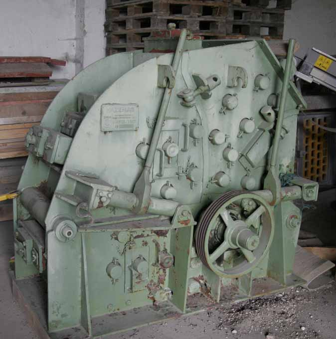 Hazemag APK103 – Impact crusher / Prallmühle - Impact crusher: picture 1 Hazemag APK103 – Impact crusher / Prallmühle - Impact crusher: picture 1