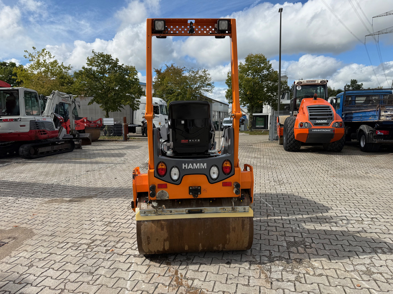 HAMM HD12i VO VIO Tandemwalze mit Oszillation - Road roller: picture 5 HAMM HD12i VO VIO Tandemwalze mit Oszillation - Road roller: picture 5