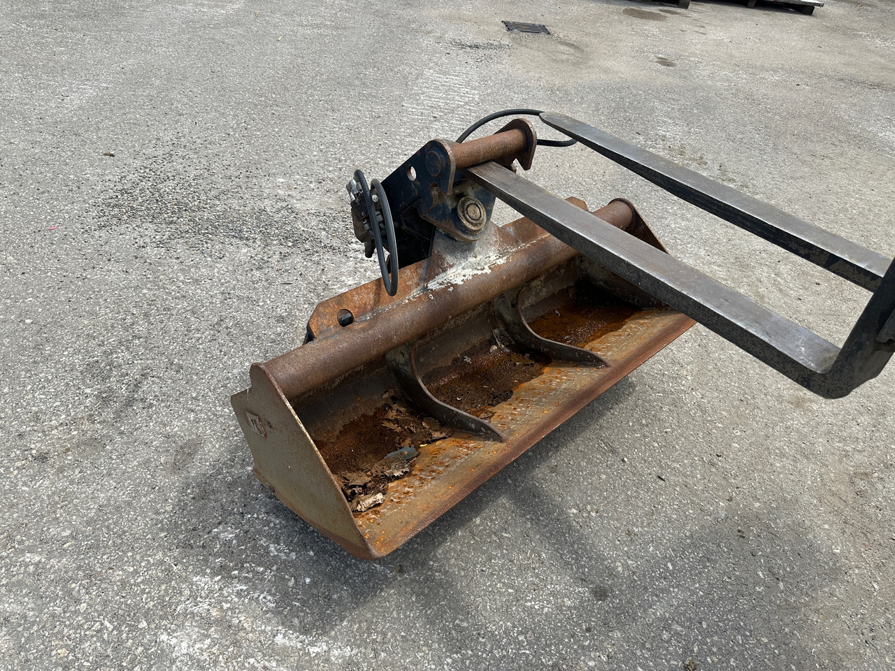 Hydraulischer Grabenlöffel MS 08 145 cm - Excavator bucket for Construction machinery: picture 4 Hydraulischer Grabenlöffel MS 08 145 cm - Excavator bucket for Construction machinery: picture 4