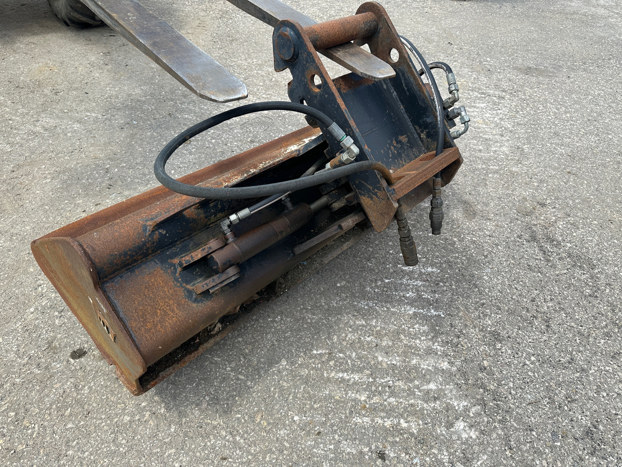 Hydraulischer Grabenlöffel MS 08 145 cm - Excavator bucket for Construction machinery: picture 5 Hydraulischer Grabenlöffel MS 08 145 cm - Excavator bucket for Construction machinery: picture 5