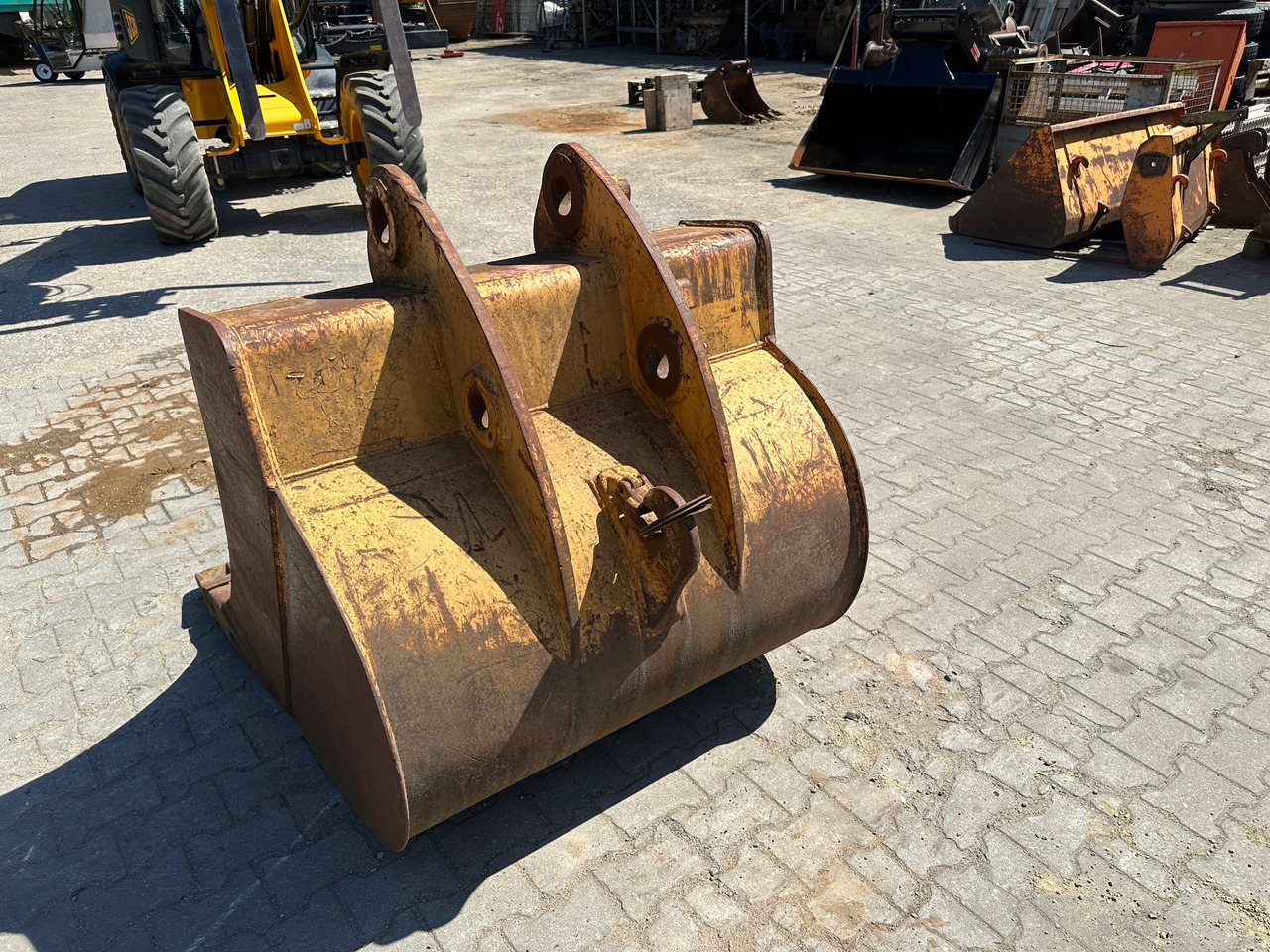 Tieflöffel 125 cm Caterpillar - Excavator bucket for Construction machinery: picture 5 Tieflöffel 125 cm Caterpillar - Excavator bucket for Construction machinery: picture 5
