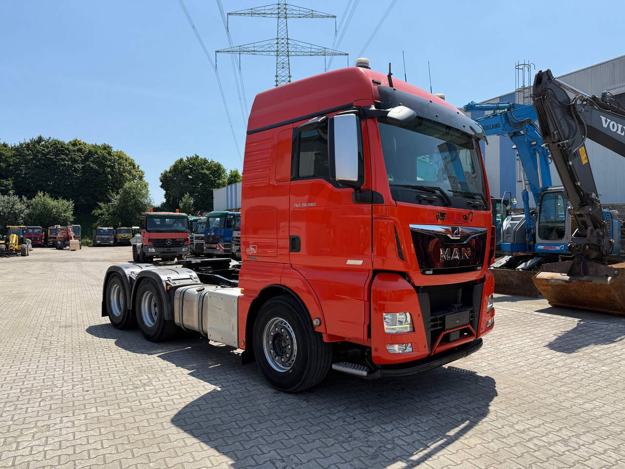 MAN TGX 26.560 Swerlast SZM 120.000 kg Retarder ACC - Tractor unit: picture 3 MAN TGX 26.560 Swerlast SZM 120.000 kg Retarder ACC - Tractor unit: picture 3