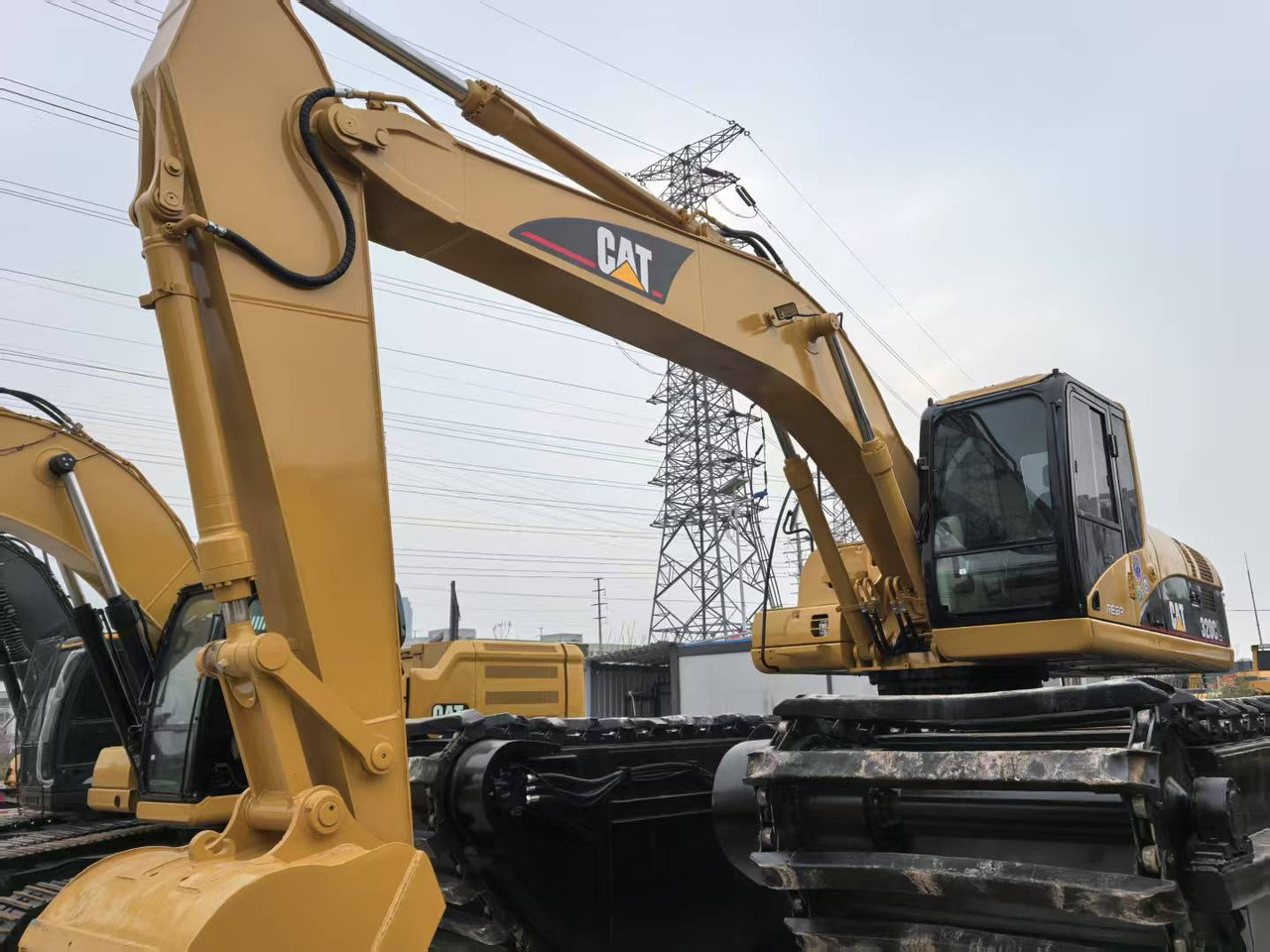 CATERPILLAR 320CL amphibious - Amphibious excavator: picture 5 CATERPILLAR 320CL amphibious - Amphibious excavator: picture 5