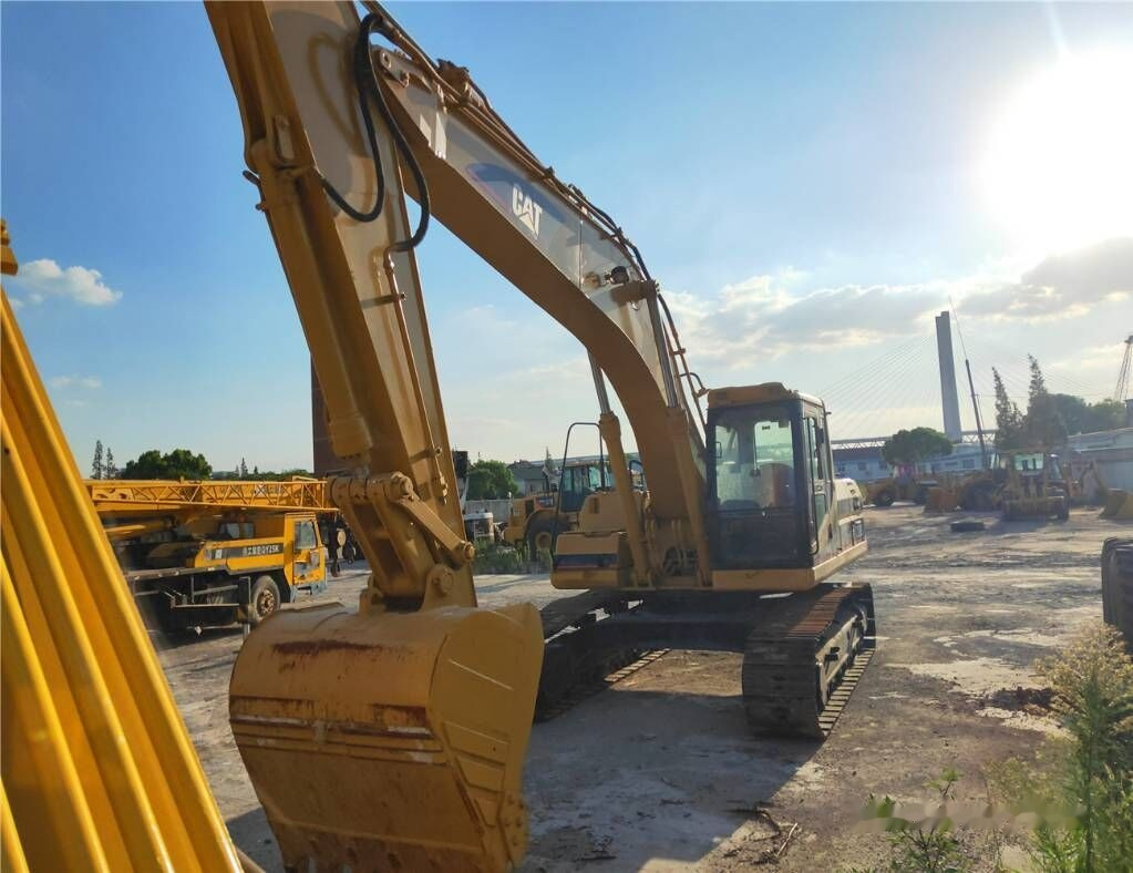 Caterpillar 325 BL - Crawler excavator: picture 1 Caterpillar 325 BL - Crawler excavator: picture 1