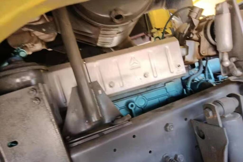 Howo 375 6x4 Tipper Lorry - Tipper: picture 4 Howo 375 6x4 Tipper Lorry - Tipper: picture 4