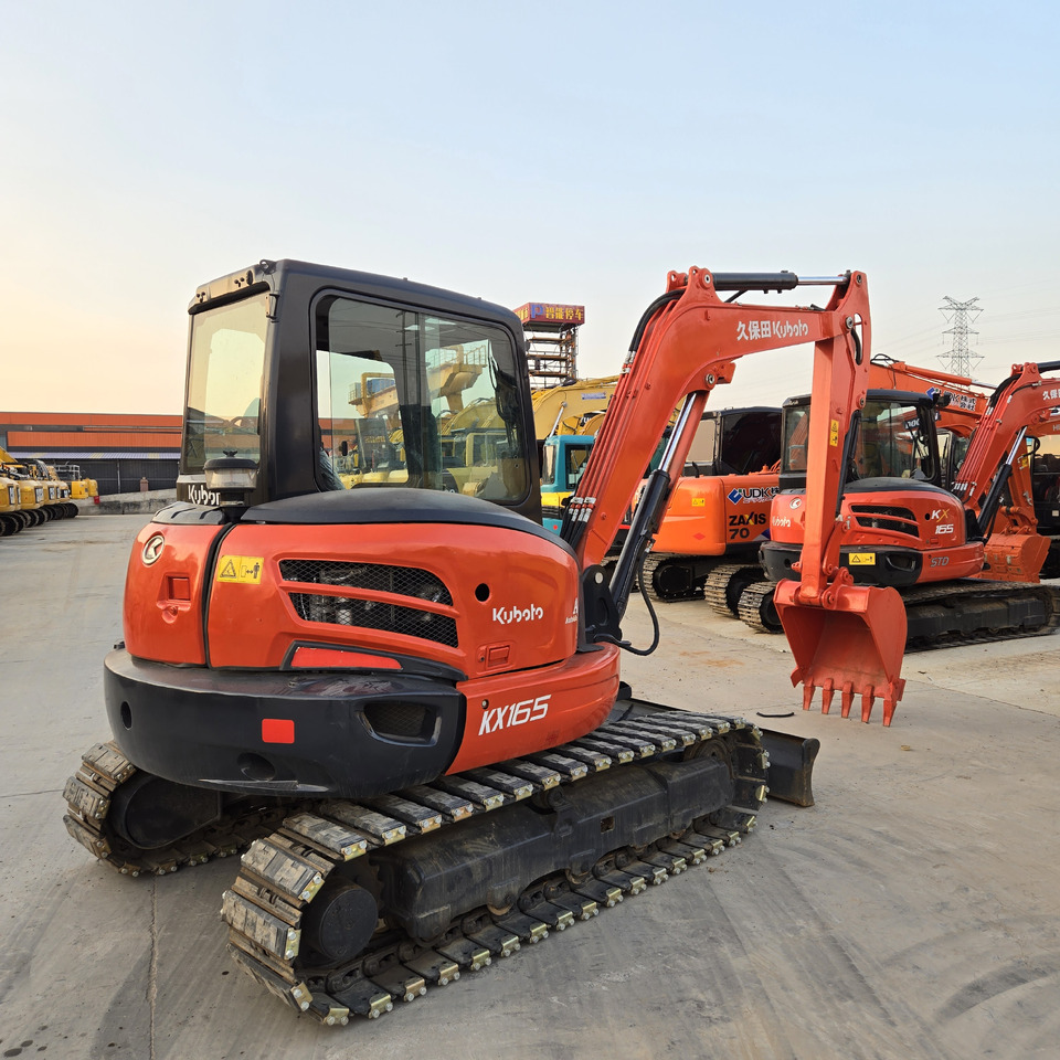 KUBOTA KX165 - Mini excavator: picture 1 KUBOTA KX165 - Mini excavator: picture 1