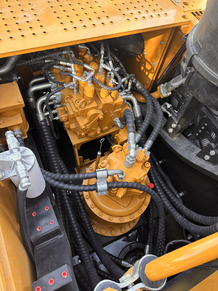 Excavator SANY SY485H: picture 13