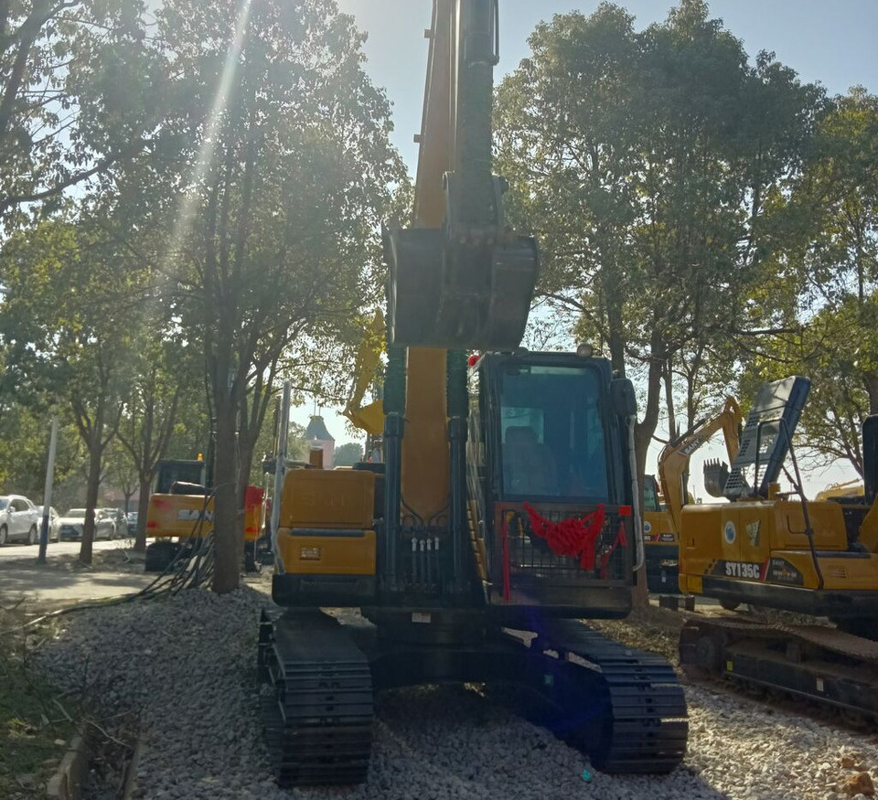 Sany SY135C - Crawler excavator: picture 4 Sany SY135C - Crawler excavator: picture 4