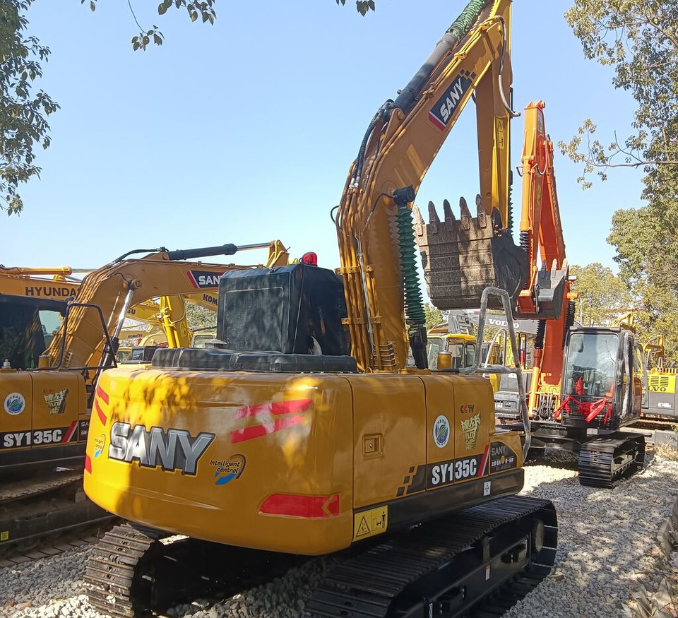 Sany SY135C - Crawler excavator: picture 3 Sany SY135C - Crawler excavator: picture 3
