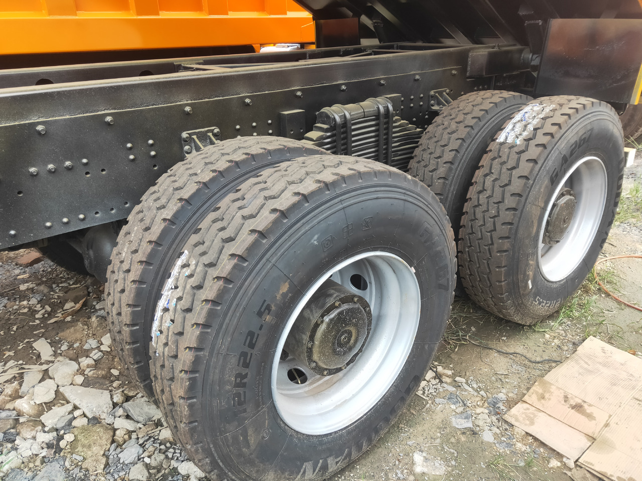 Shacman F3000 6*4 Dump truck - Tipper: picture 5 Shacman F3000 6*4 Dump truck - Tipper: picture 5