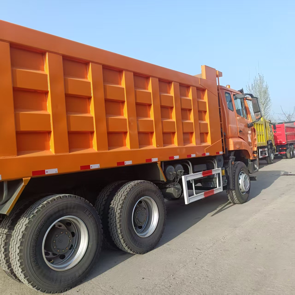 Tipper Sinotruk HOHAN 6*4 Dump truck: picture 7