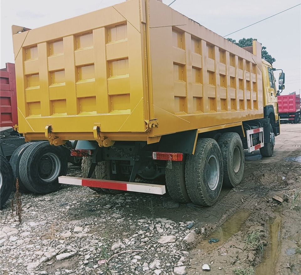 Sinotruk HOWO 6*4 Dump truck - Tipper: picture 4 Sinotruk HOWO 6*4 Dump truck - Tipper: picture 4