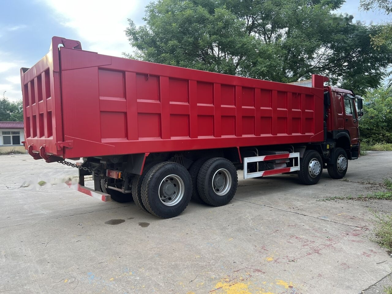 Sinotruk HOWO 8*4 Dump truck - Tipper: picture 2 Sinotruk HOWO 8*4 Dump truck - Tipper: picture 2