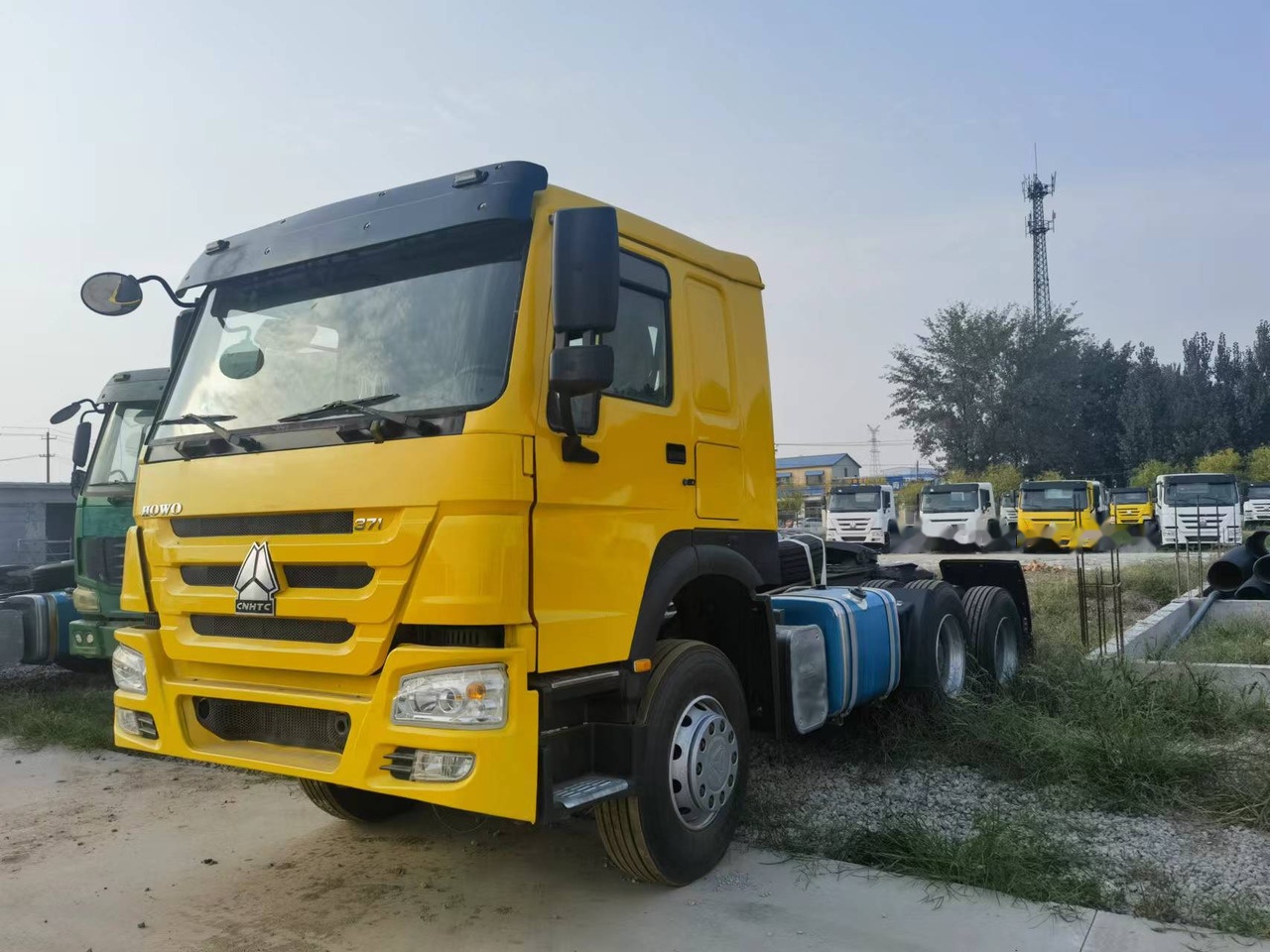 Sinotruk HOWO 371 Tractor - Tractor unit: picture 4 Sinotruk HOWO 371 Tractor - Tractor unit: picture 4