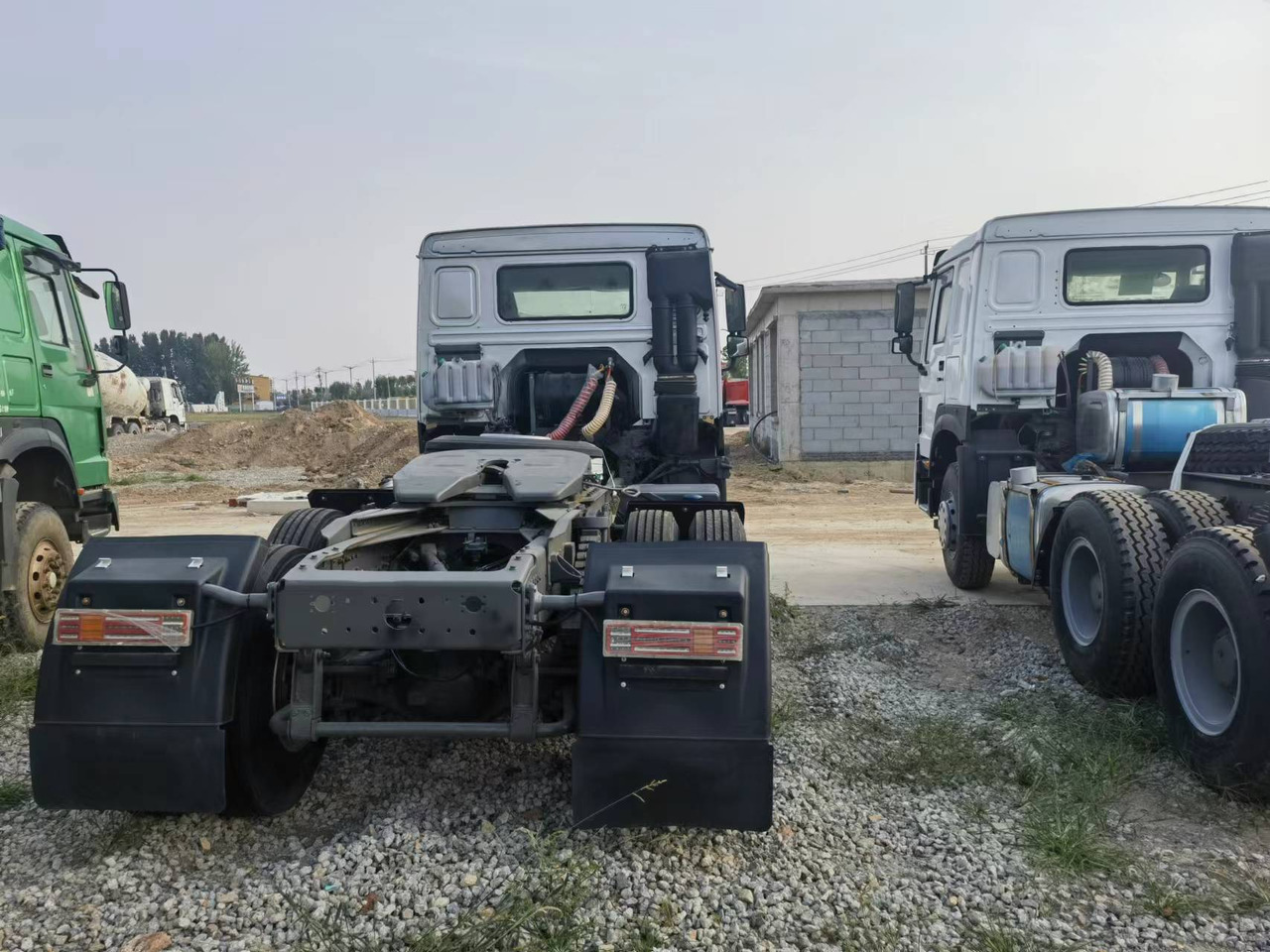 Sinotruk HOWO 371 Tractor - Tractor unit: picture 4 Sinotruk HOWO 371 Tractor - Tractor unit: picture 4