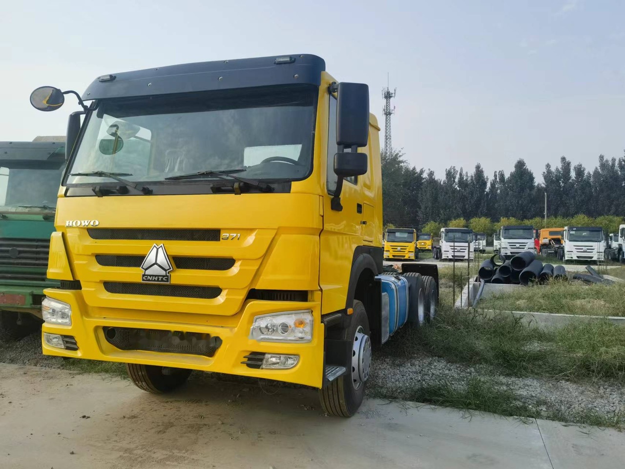 Sinotruk HOWO 371 Tractor - Tractor unit: picture 3 Sinotruk HOWO 371 Tractor - Tractor unit: picture 3