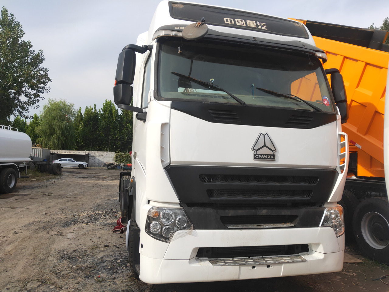 Sinotruk HOWO A7 6*4 Tractor - Tractor unit: picture 1 Sinotruk HOWO A7 6*4 Tractor - Tractor unit: picture 1