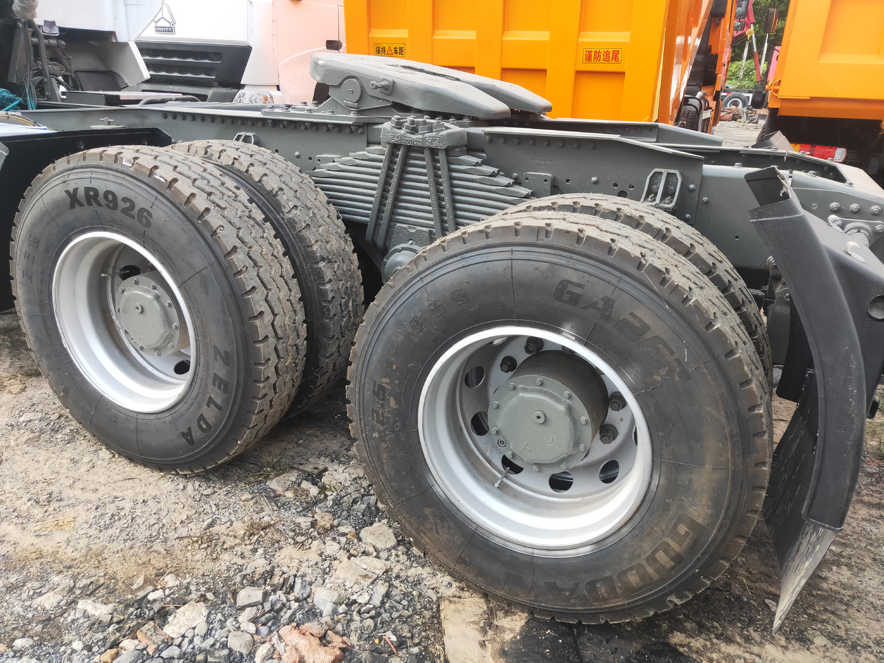 Sinotruk HOWO A7 6*4 Tractor - Tractor unit: picture 4 Sinotruk HOWO A7 6*4 Tractor - Tractor unit: picture 4