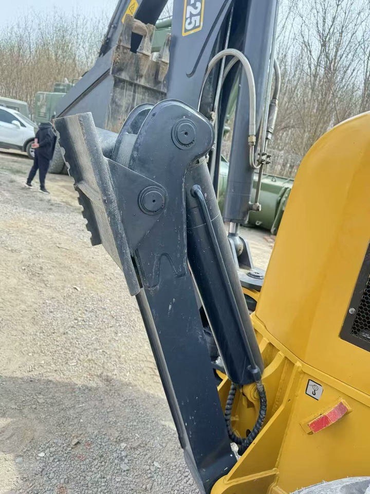 Backhoe loader XCMG 30-25: picture 8