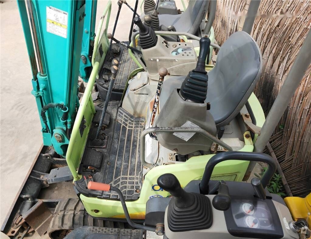 Yanmar Vio 17 - Mini excavator: picture 4 Yanmar Vio 17 - Mini excavator: picture 4