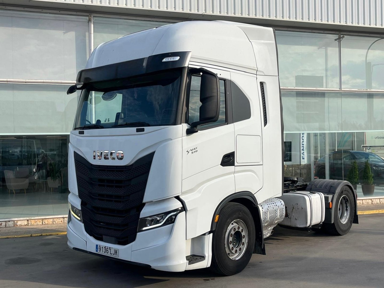 Cabeza Tractora IVECO 510 AUTOMATICO INTARDER - Tractor unit: picture 1 Cabeza Tractora IVECO 510 AUTOMATICO INTARDER - Tractor unit: picture 1