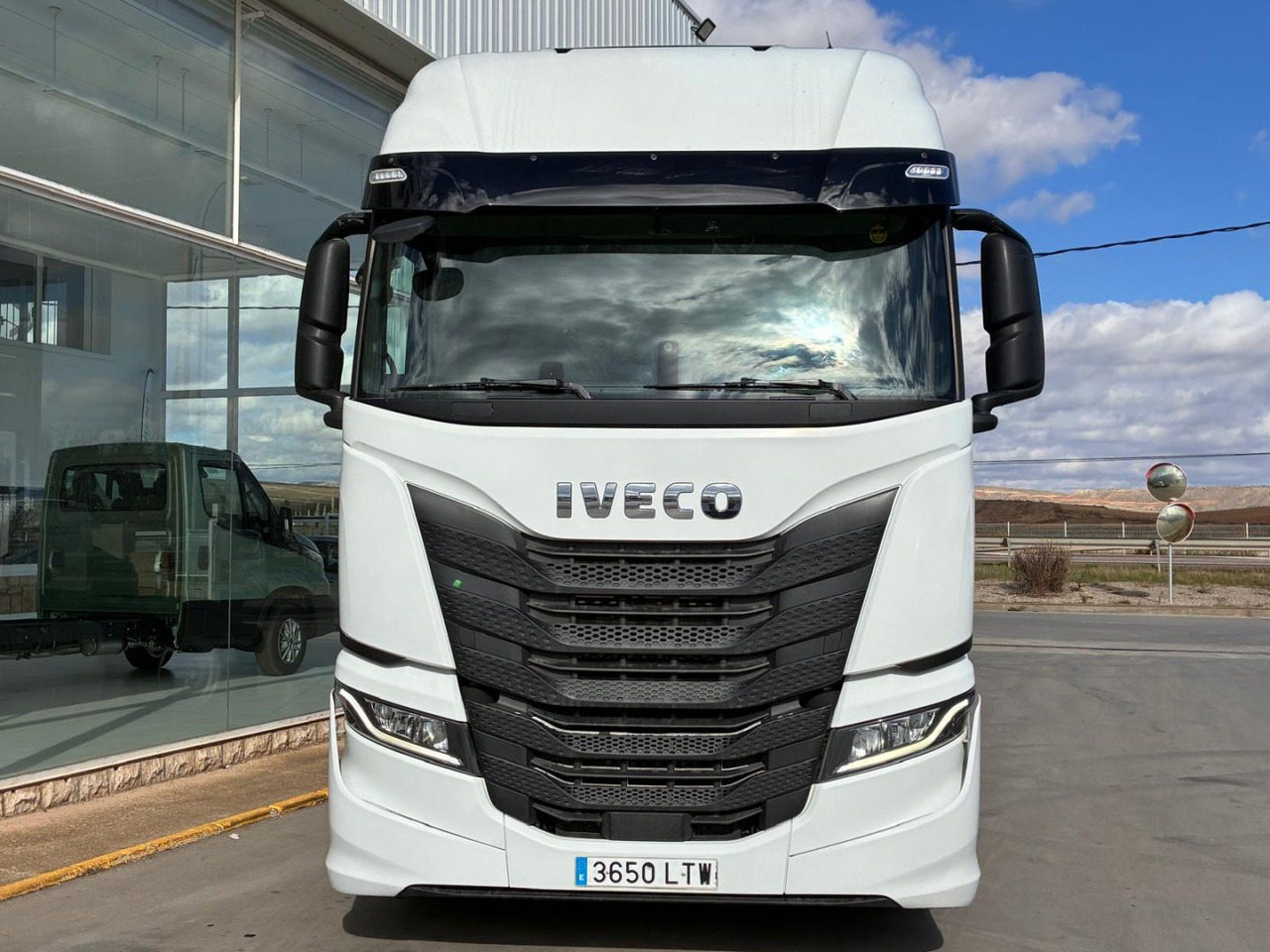 Cabeza Tractora IVECO S-WAY 510 AUTOMATICO CON INTARDER - Tractor unit: picture 2 Cabeza Tractora IVECO S-WAY 510 AUTOMATICO CON INTARDER - Tractor unit: picture 2