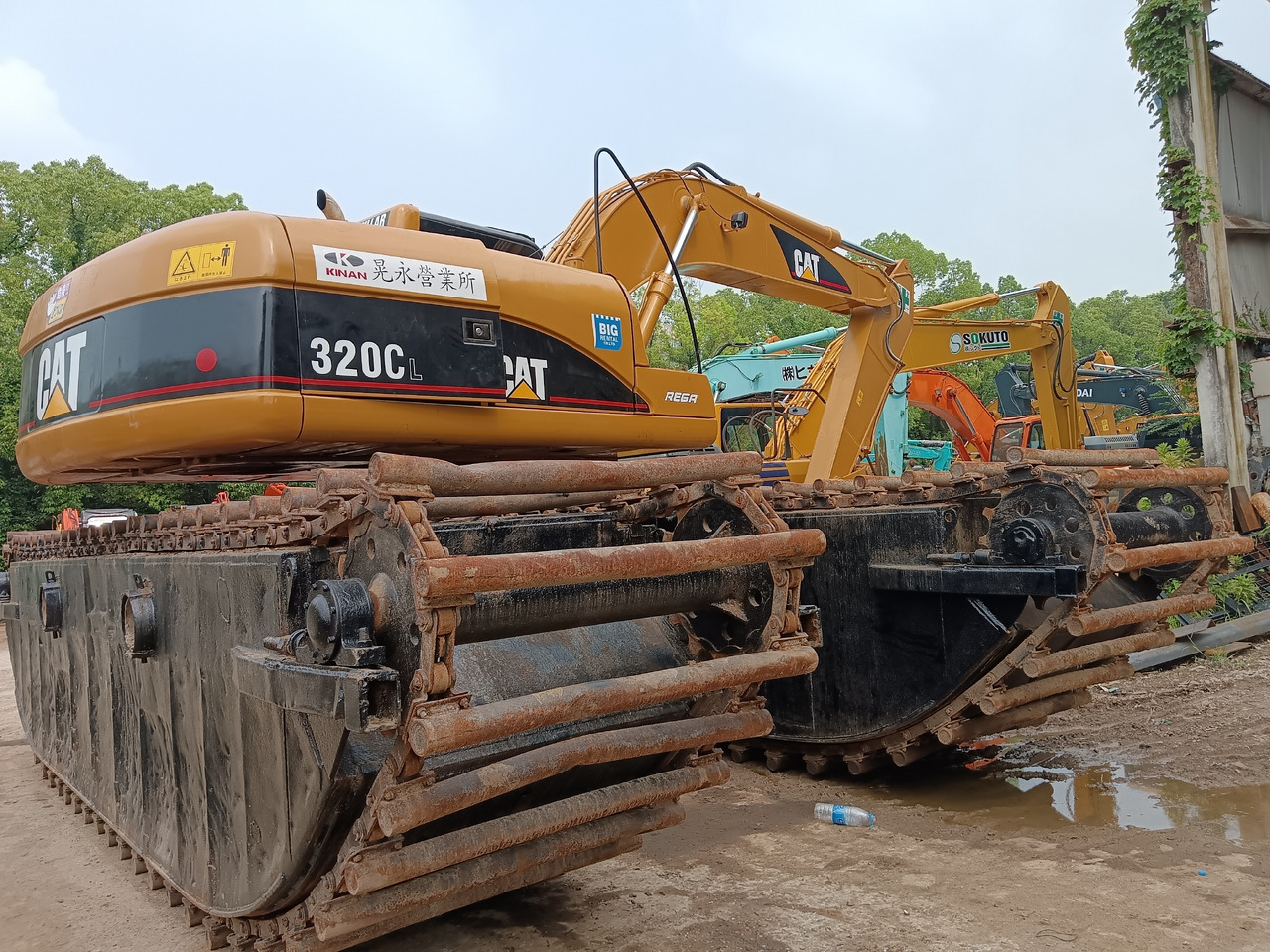 CAT 320CL 320BL Customizable Dredger - Amphibious excavator: picture 2 CAT 320CL 320BL Customizable Dredger - Amphibious excavator: picture 2