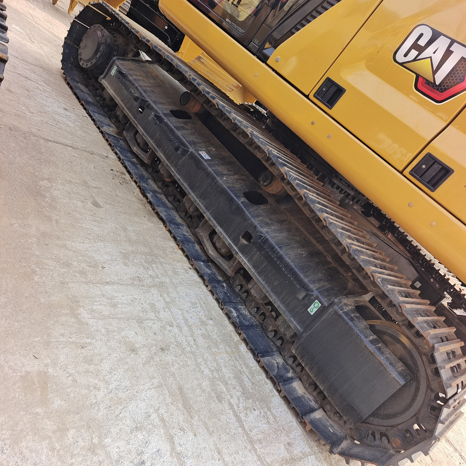 CAT 323 - Crawler excavator: picture 4 CAT 323 - Crawler excavator: picture 4