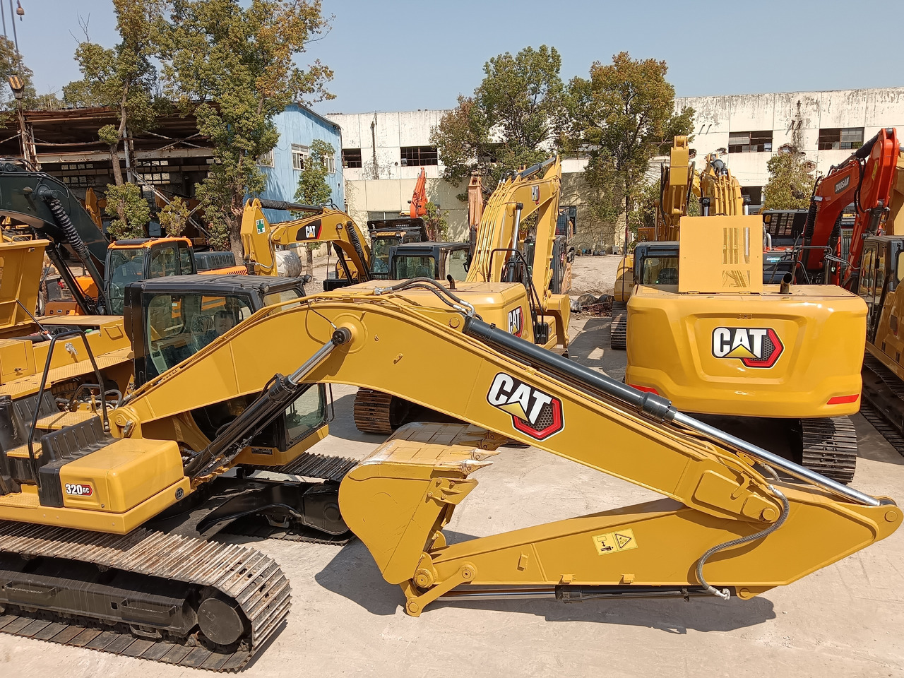 CATERPILLAR 320 GC CAT 320GC 323GC 336GC - Crawler excavator: picture 5 CATERPILLAR 320 GC CAT 320GC 323GC 336GC - Crawler excavator: picture 5