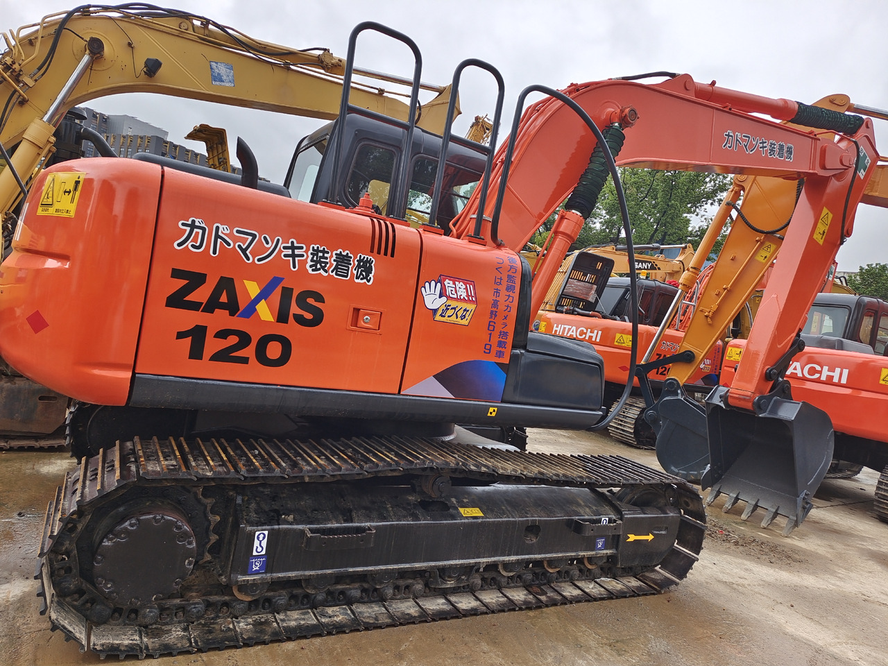 HITACHI ZX120 - Crawler excavator: picture 3 HITACHI ZX120 - Crawler excavator: picture 3