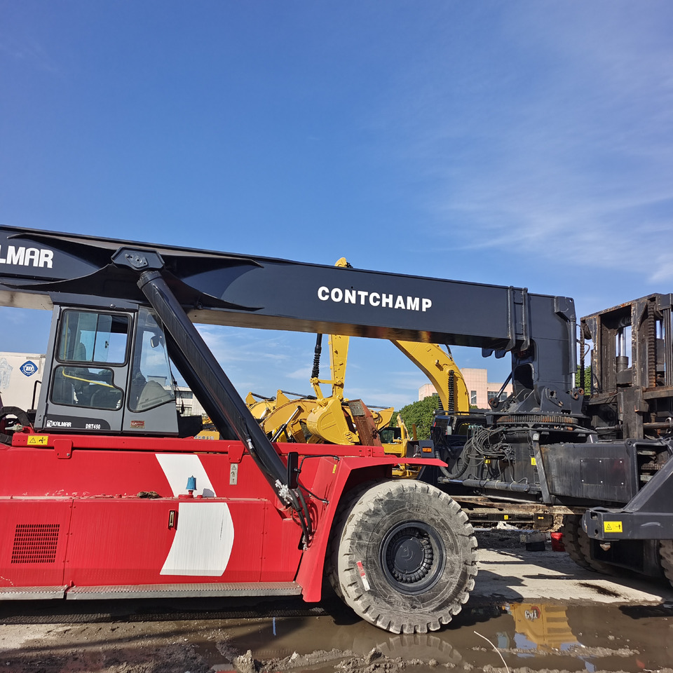 KALMAR DRT450 - Reach stacker: picture 2 KALMAR DRT450 - Reach stacker: picture 2
