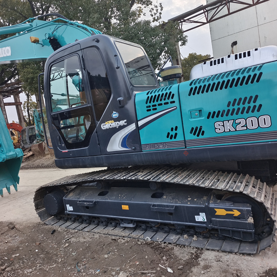 KOBELCO SK 200 - 8 SK200-8 - Crawler excavator: picture 5 KOBELCO SK 200 - 8 SK200-8 - Crawler excavator: picture 5