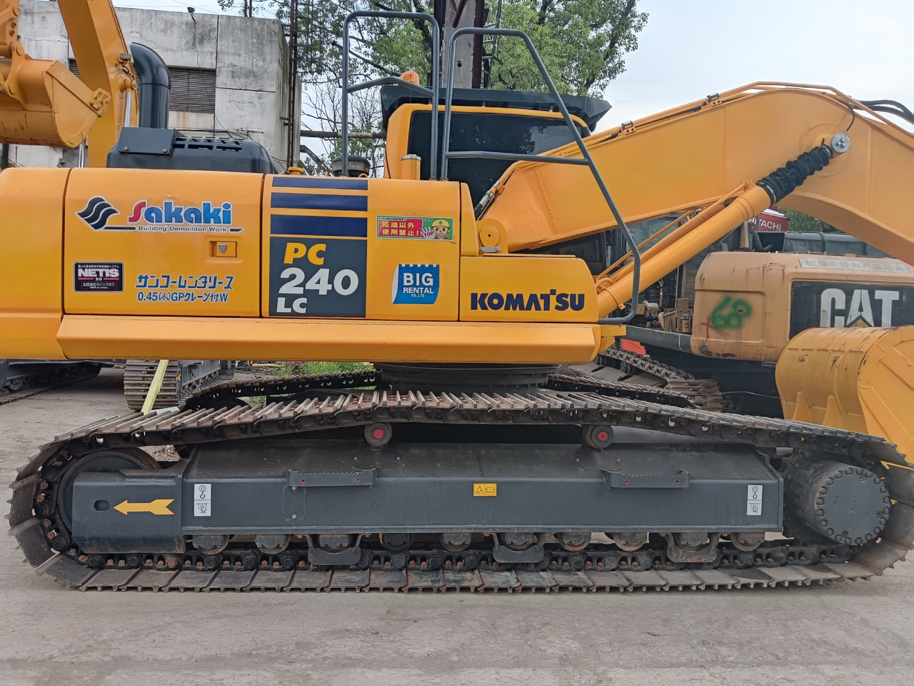 KOMATSU PC 240 LC - Crawler excavator: picture 1 KOMATSU PC 240 LC - Crawler excavator: picture 1