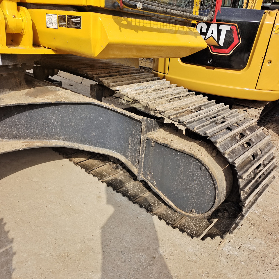 KOMATSU PC200-8 - Crawler excavator: picture 4 KOMATSU PC200-8 - Crawler excavator: picture 4