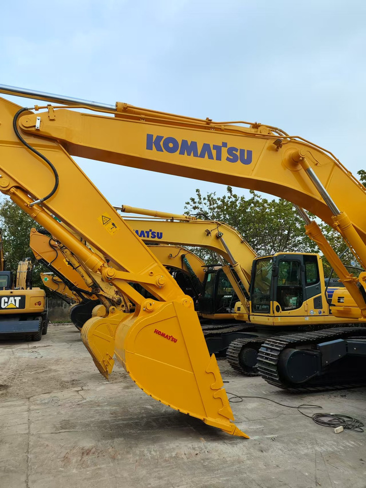 KOMATSU PC450-8 - Crawler excavator: picture 2 KOMATSU PC450-8 - Crawler excavator: picture 2