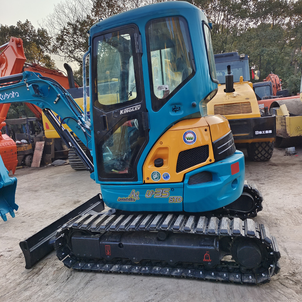 KUBOTA U35 WITH RUBBER TRACK - Mini excavator: picture 1 KUBOTA U35 WITH RUBBER TRACK - Mini excavator: picture 1