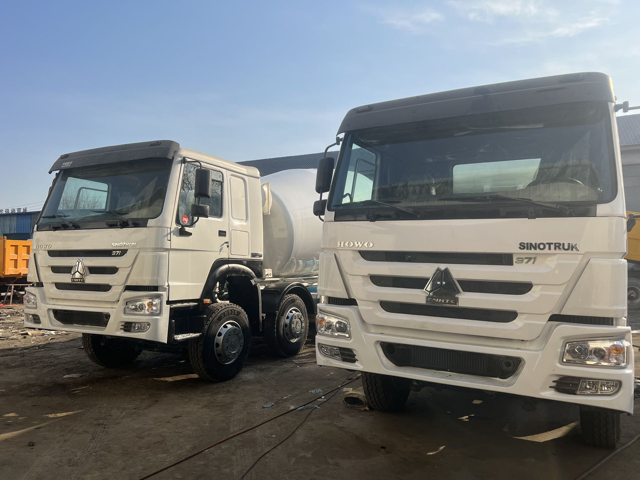 SINOTRUK HOWO 371 8X4 16 Cubic Meter SINOTRUK Howo Concrete Mixer Truck - Concrete mixer: picture 3 SINOTRUK HOWO 371 8X4 16 Cubic Meter SINOTRUK Howo Concrete Mixer Truck - Concrete mixer: picture 3